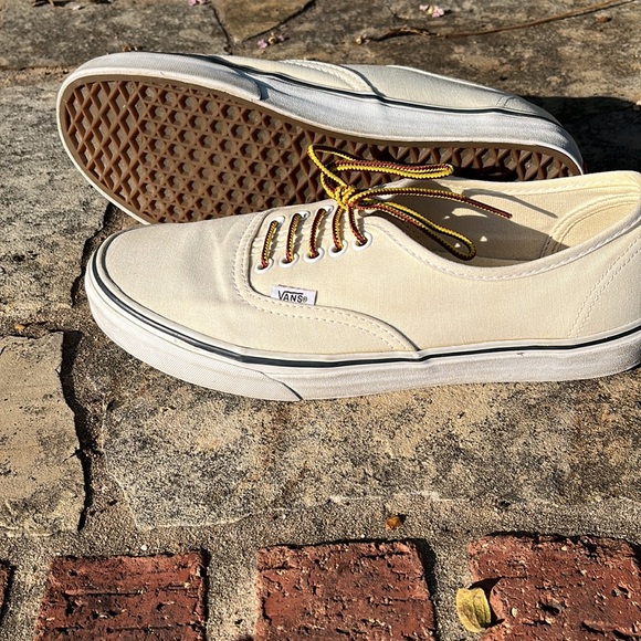 Vans Authentic Off White Shoes "Off the Wall" - Picture 5 of 7